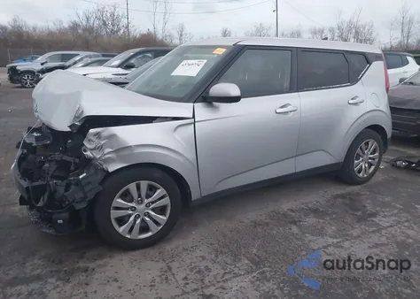 2021 Kia Soul Lx из США, поврежденный, VIN KNDJ23AU7M7748873